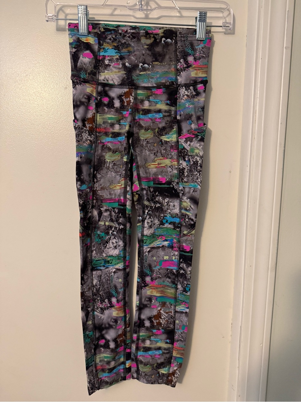 lululemon athletica Multicolor Abstract Print Leggings with Black Base